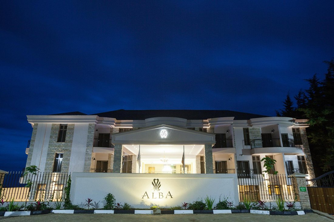 Alba Hotel image 1