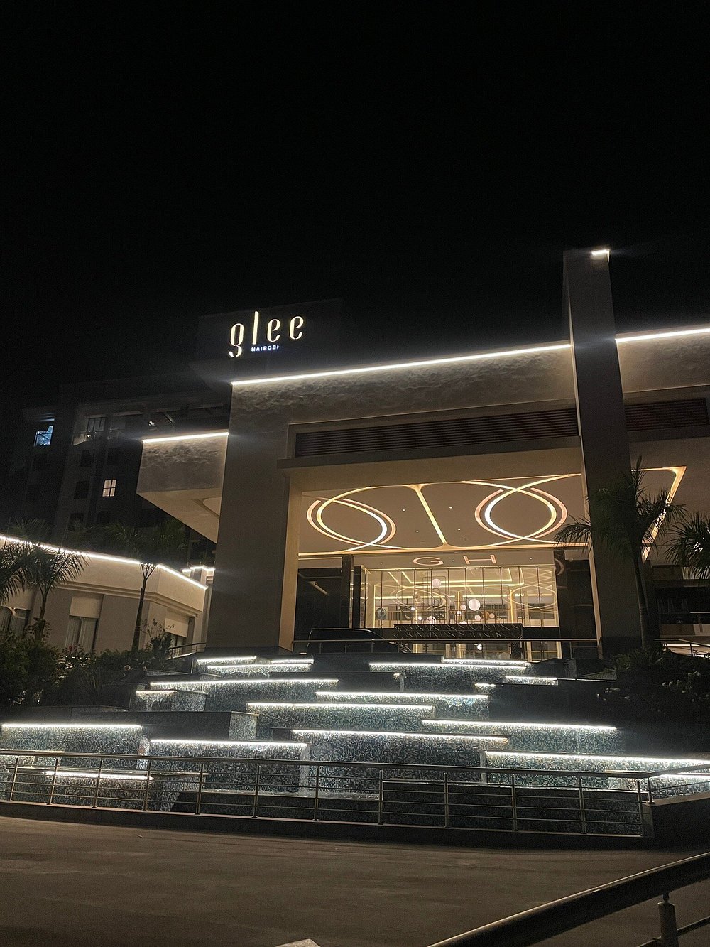 Glee Hotel image 1