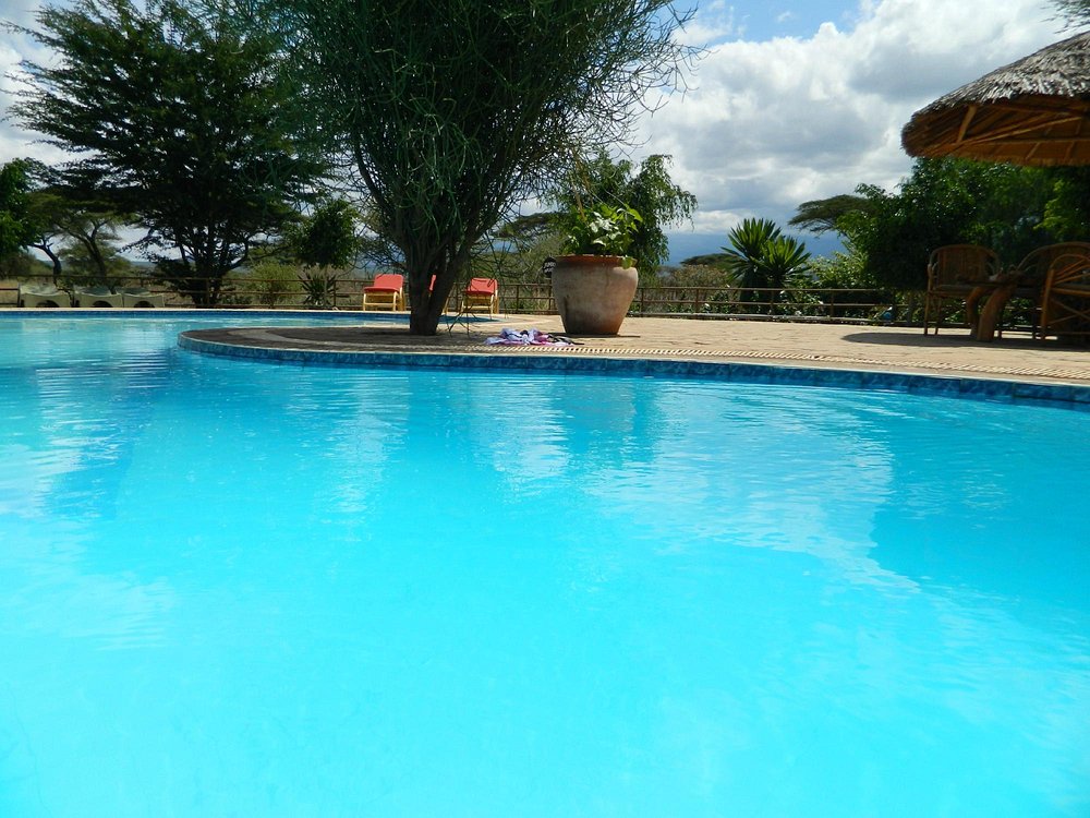 Kibo safari camp image 1
