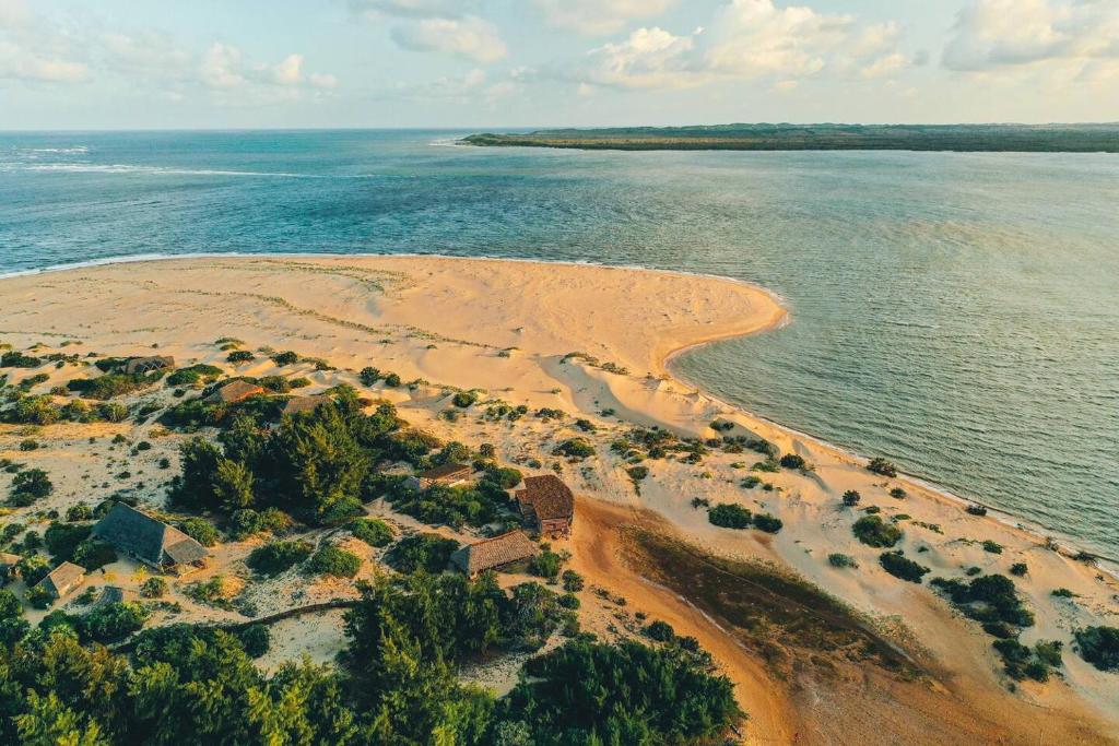 Kizingo Beach Eco Lodge image 2