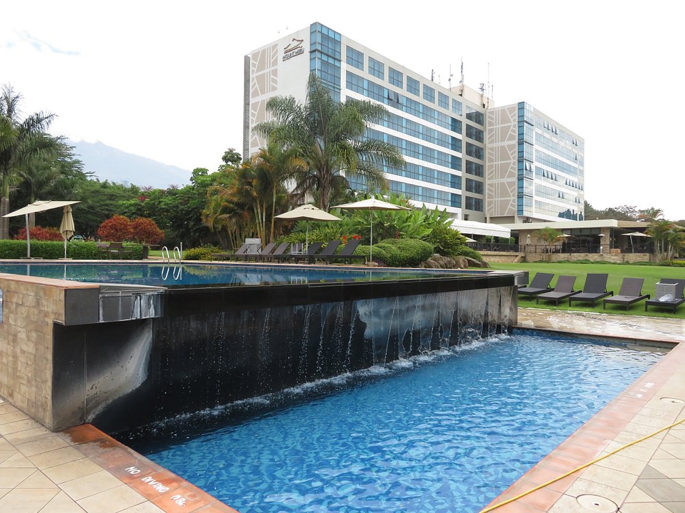 Mount Meru Hotel image 1