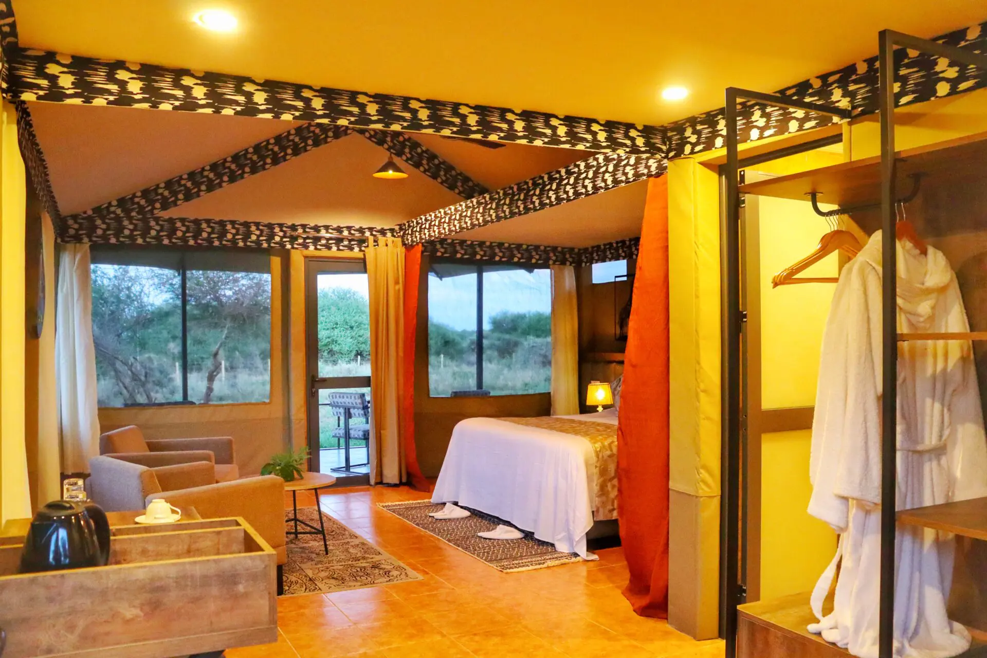 Praro Amboseli Camp image 1