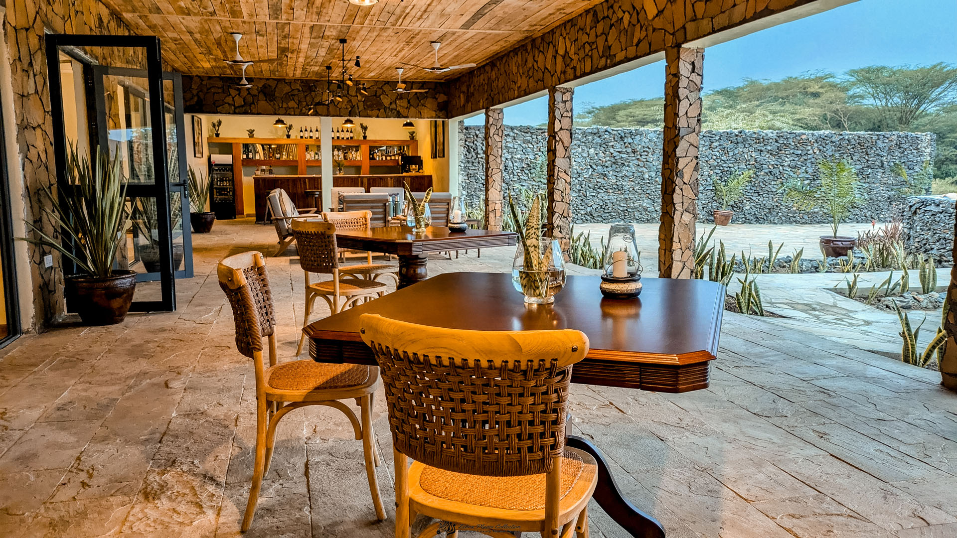 Royal Zebra River Lodge