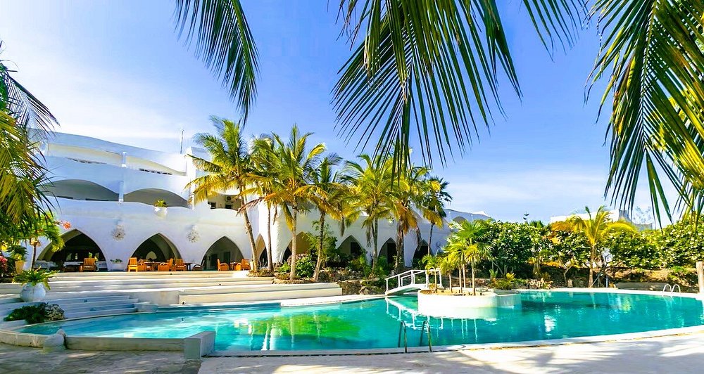 Sun Palm Beach Resort image 1