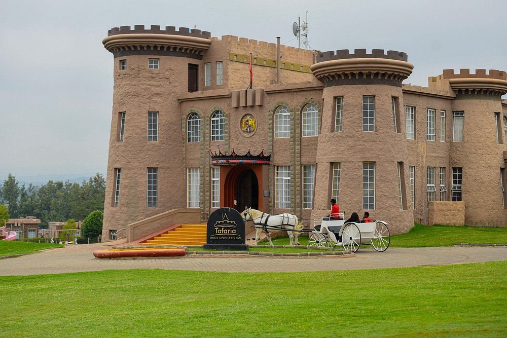 Tafaria Castle and country lodge