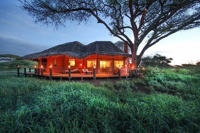 Tawi Lodge image 1